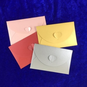 Envelopes Coloridos de Tamanho Diferente 